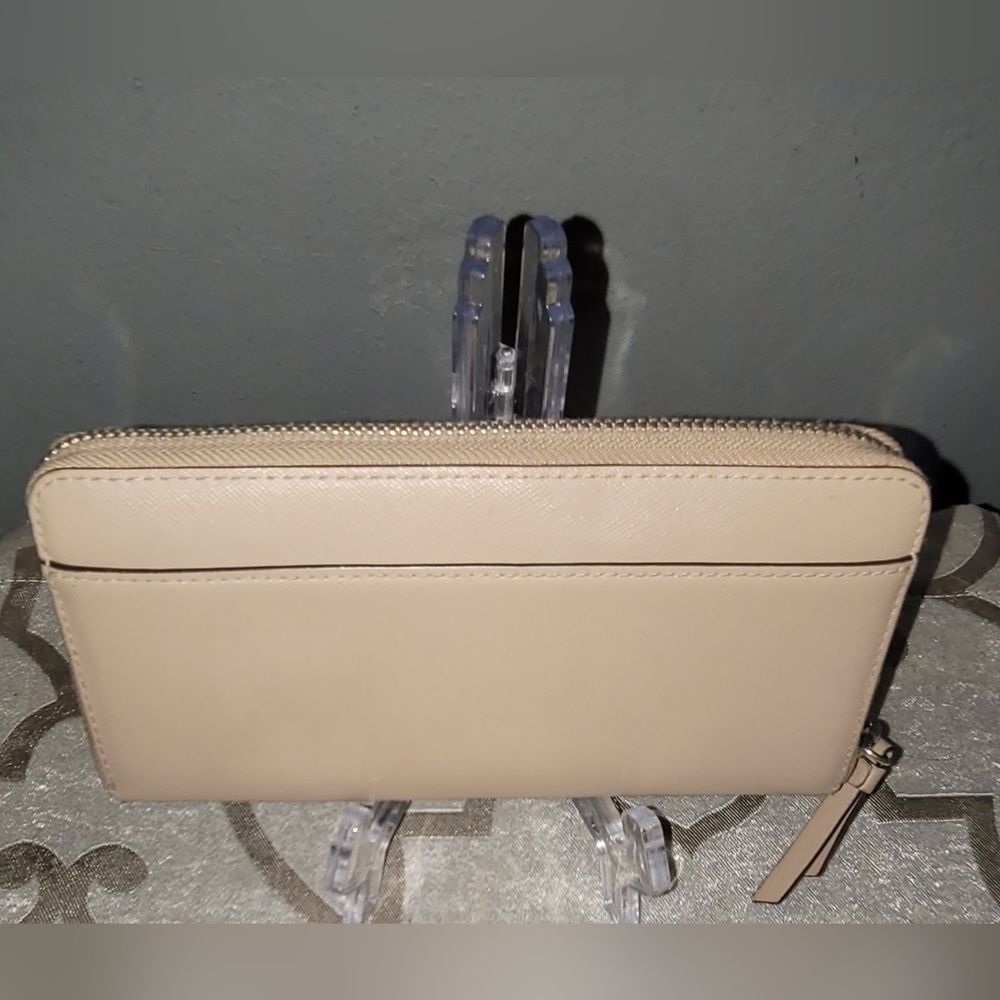 Coach Chic Tan Women's Wallet - Picture 4 of 7